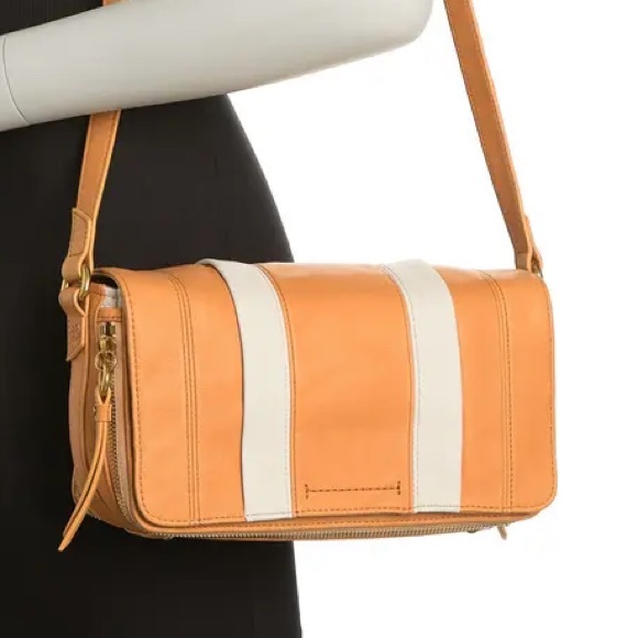 🔥NWT!🔥Maple Flap Crossbody by American Leather Company - Picture 11 of 11